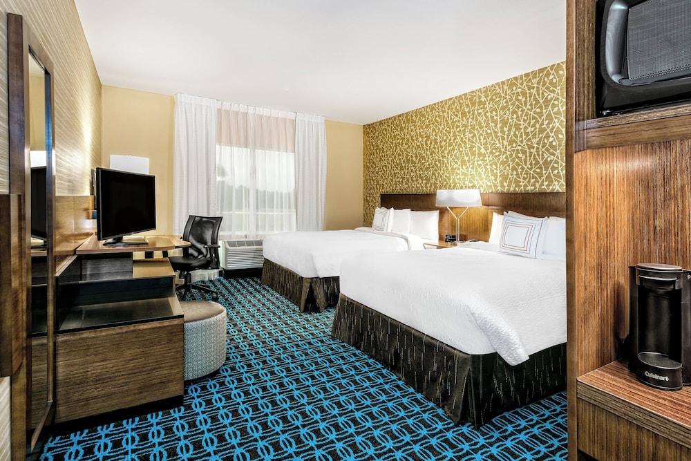 Fairfield Inn & Suites by Marriott Van Canton Area - photo 9