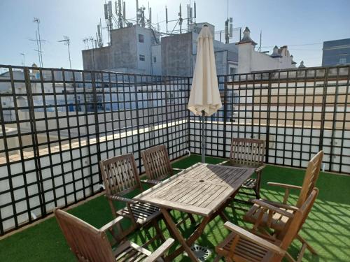 Atico del ROMANTICO Gaditano by Cadiz4Rentals — 4-Star Luxury Hotel in Cadiz, Spain