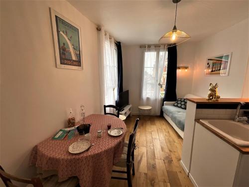 Petite Bulle in Trouville-Sur-Mer, France