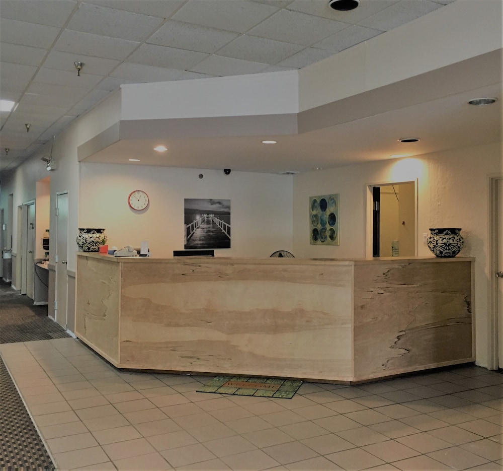 Travelodge By Wyndham Houghton Lake — Houghton Lake