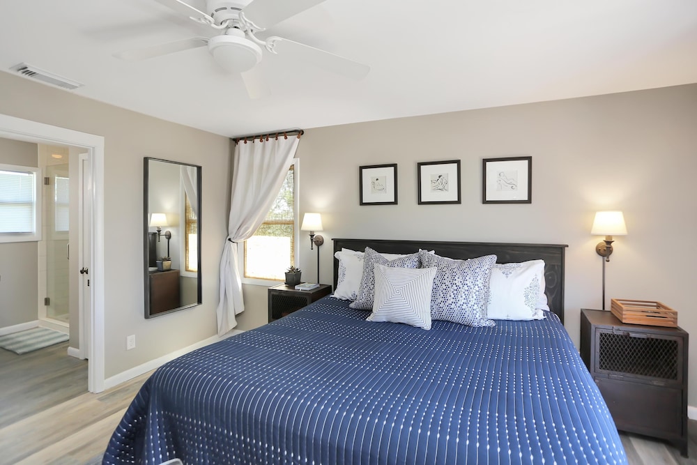 Salt Cured by Pristine Properties Vacation Rentals — 4-Star Luxury Hotel in Port Saint Joe, United States