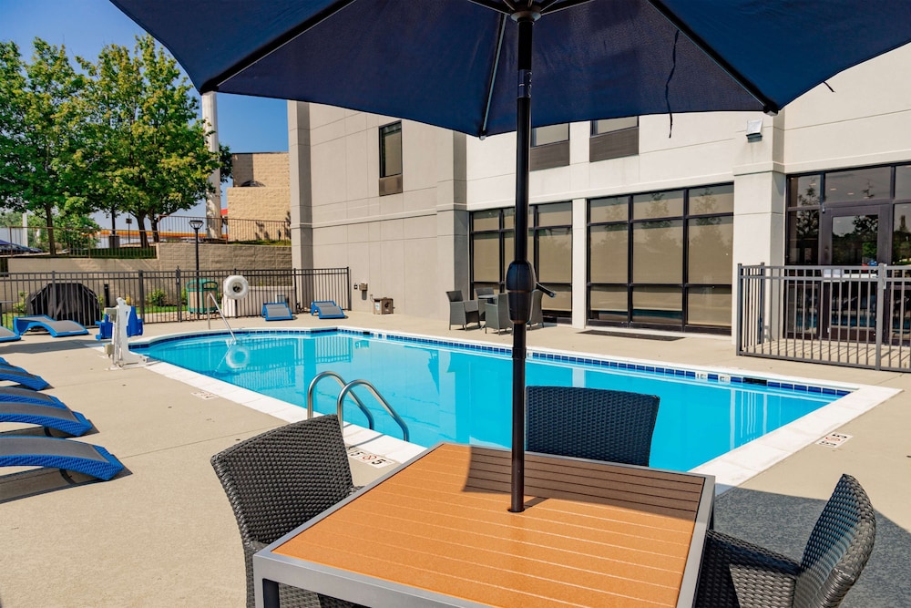 Hampton Inn Winchester N Conference Center VA - photo 36