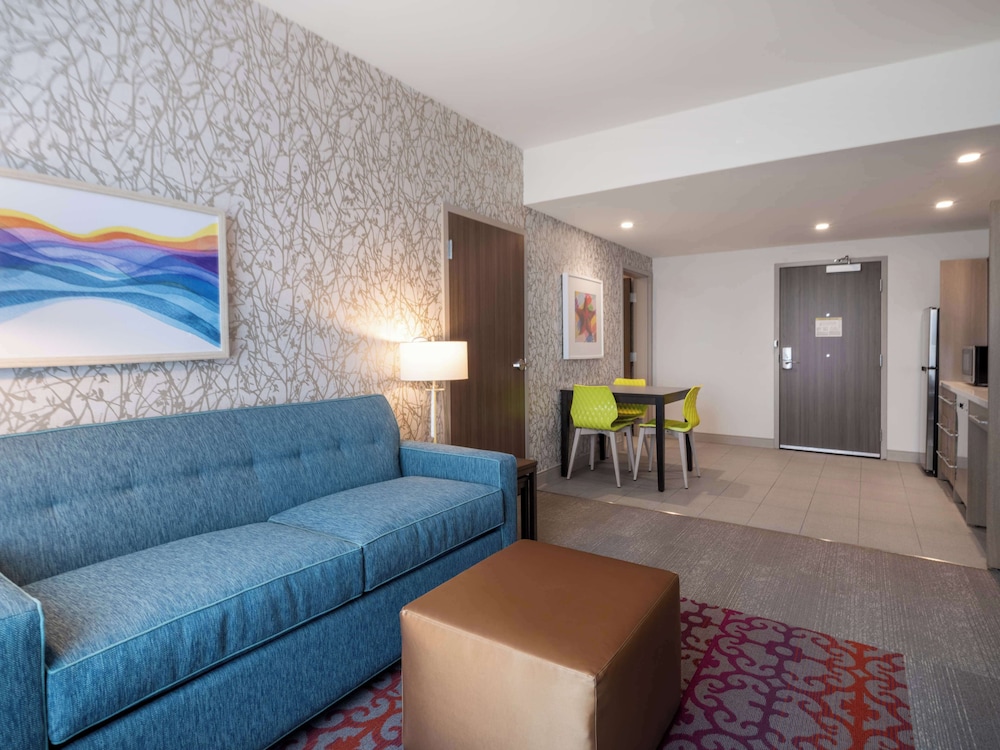 Home2 Suites by Hilton Santa Rosa Beach - photo 22
