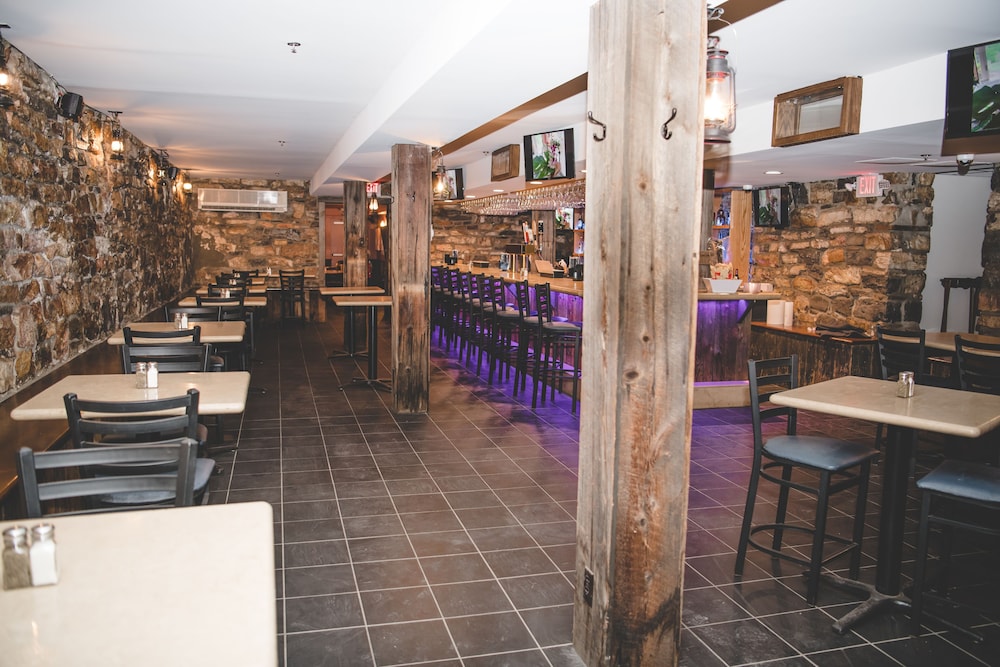 The Union Hotel - photo 41