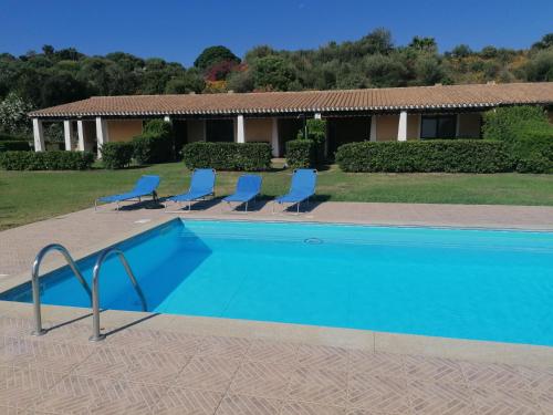 Villa Agasi piscina e vista mare — 4-Star Luxury Hotel in Tertenia, Italy