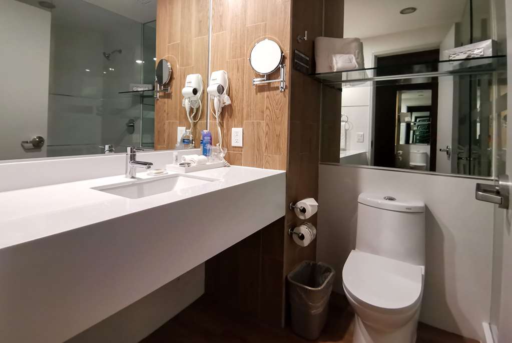 Guest room