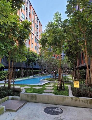 Monte Rama 9 near JodFair Market