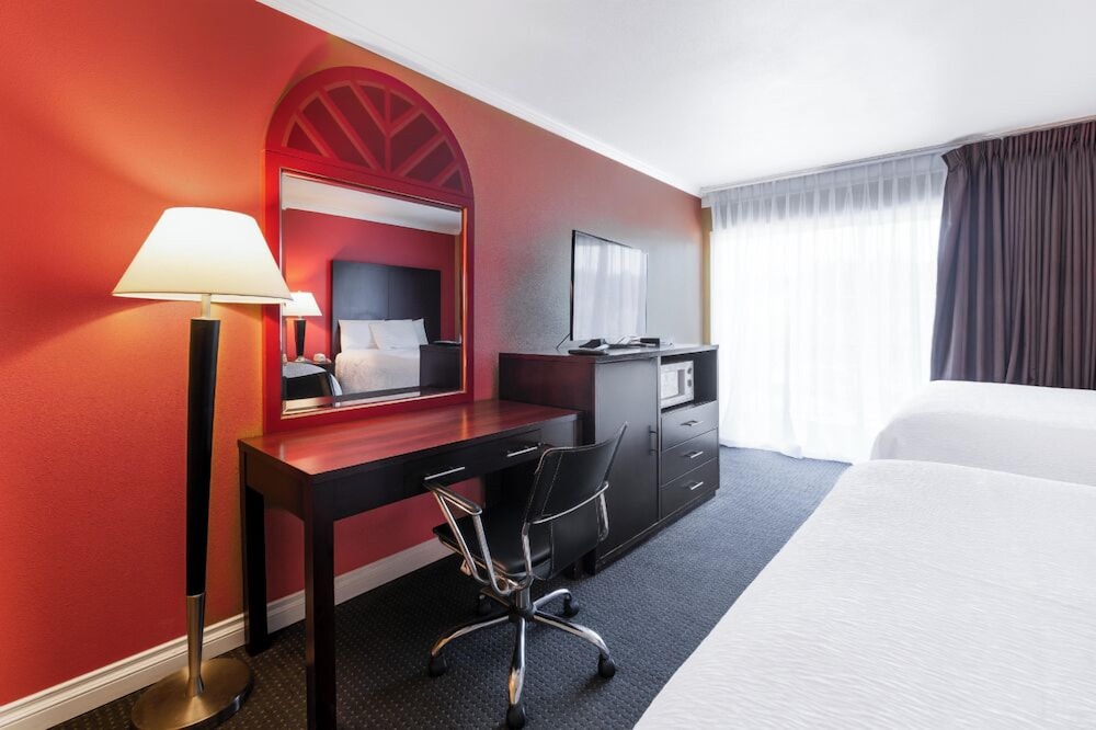 Pullman Garden Inn - photo 6