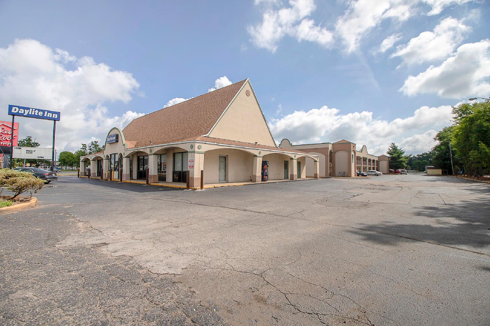 Hotel O Daylight Inn Elkhart I 90 IN - photo 9