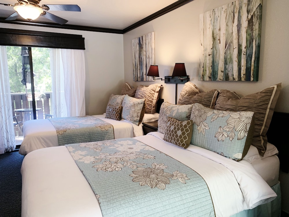The North Shore Inn - photo 34