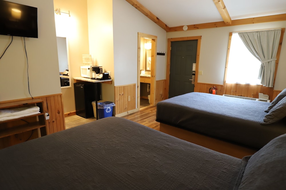 Lakeside Resort - photo 19