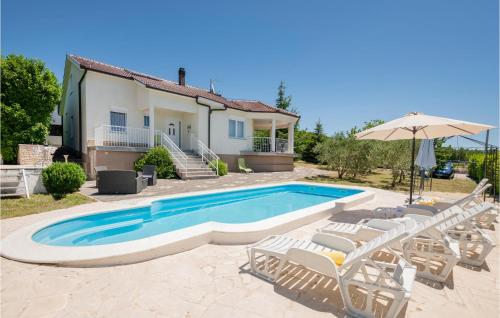 Holiday Home Vinjani Donji 02 — 4-Star Luxury Hotel in Imotski, Croatia