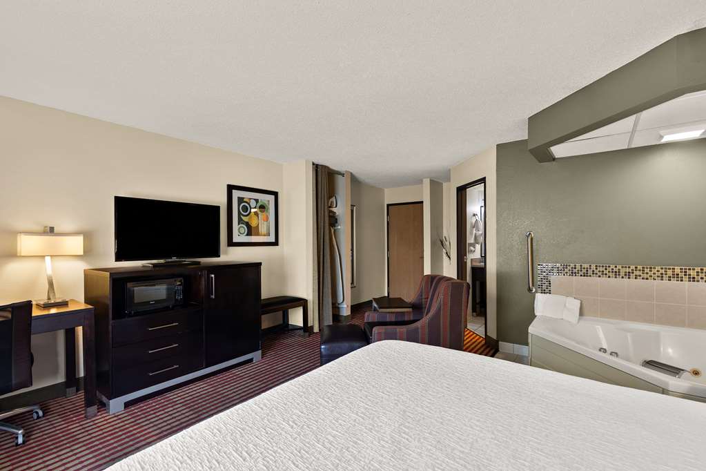 Best Western Germantown Inn - photo 28