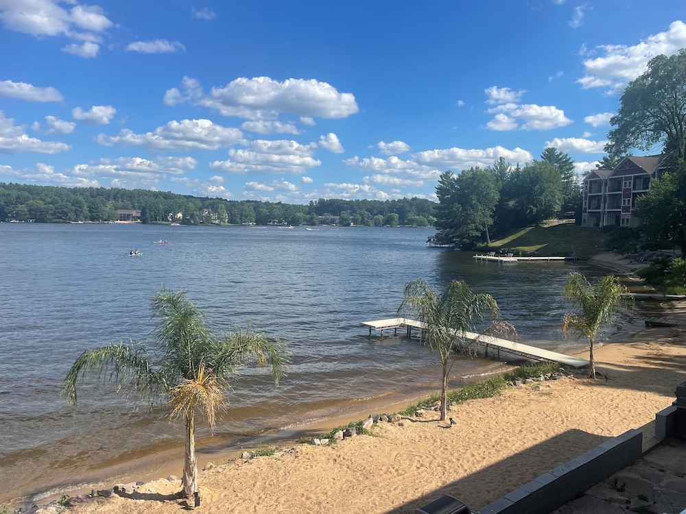 Delton Oaks Resort - photo 26