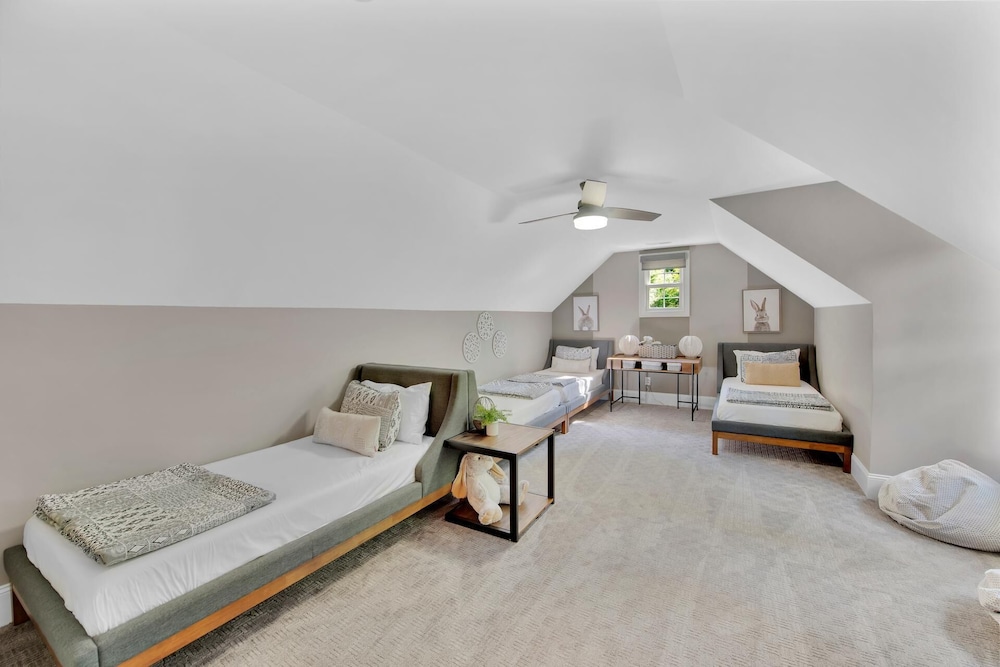 Pathway Bay in Mooresville, United States