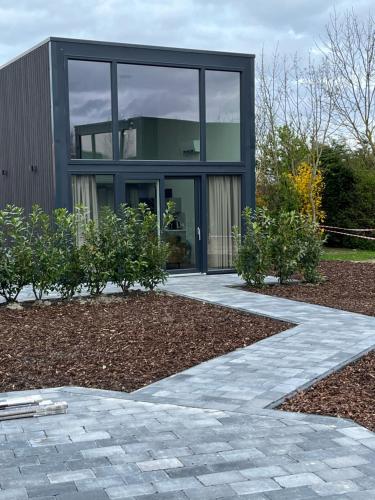 Luxe lodges met airco — 4-Star Luxury Hotel in Oostkapelle, Netherlands