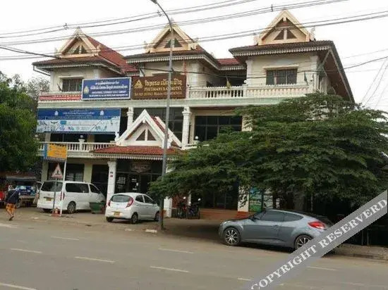 Phetmanyxay Hotel - carbon neutral hotel in Vientiane