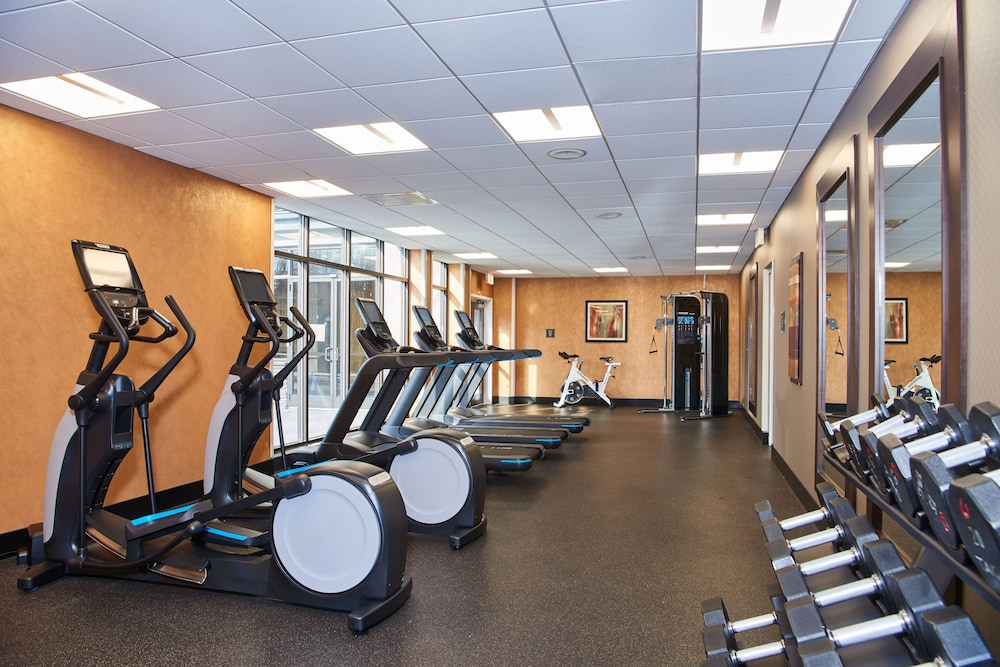 DoubleTree by Hilton Raleigh Crabtree Valley - photo 20