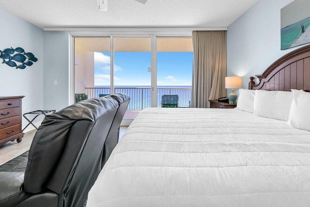 Majestic Beach Towers 1 1412 - photo 8