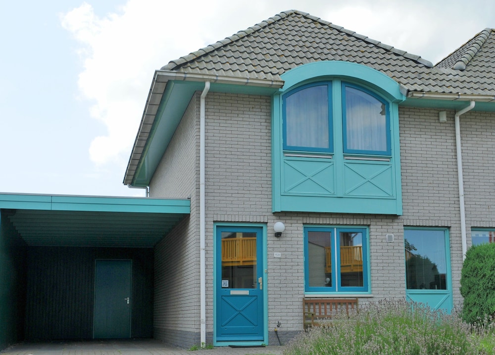 Grasse 158 Kustpark Village Scaldia — 4-Star Luxury Hotel in Domburg, Netherlands