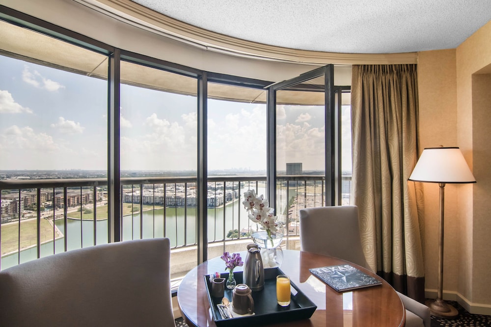 Omni Las Colinas Hotel - photo 7