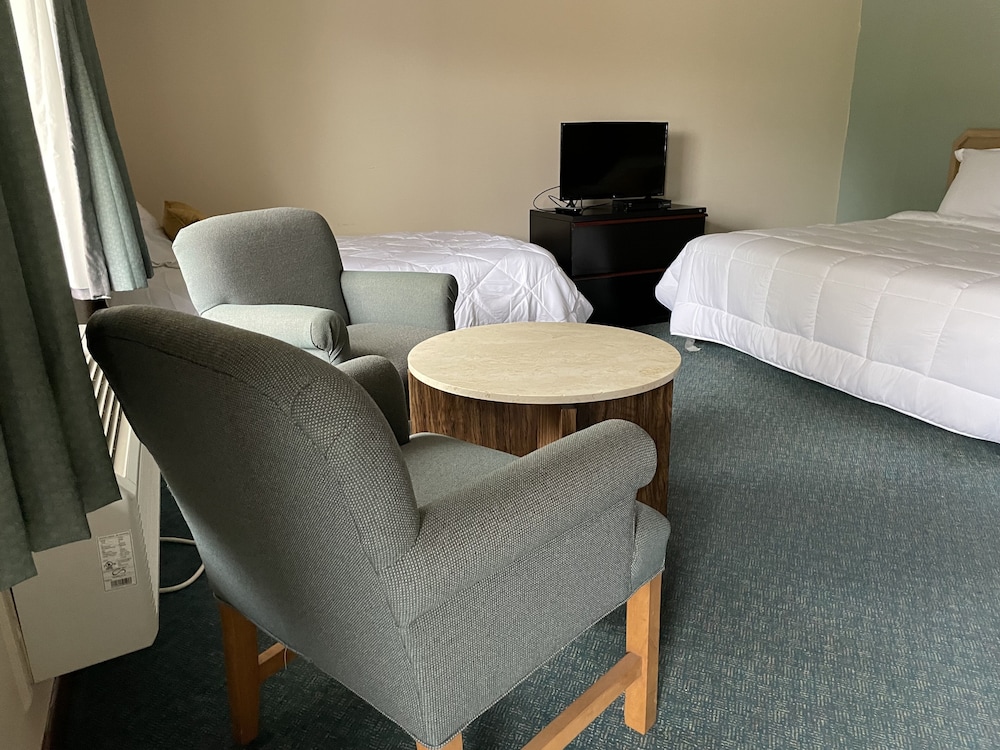 Gatehouse Motel - photo 28