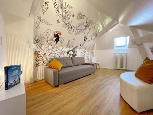 Gite Tout Confort Pour 6 8 Pers Cur De Village Parking Prive Jardin Clos Proche Zooparc De Beauval Fr 1 491 344 — Noyers Sur Cher