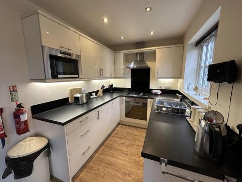 Bay Dream Part of the The Bay Filey Holiday Village with pool gym and direct beach access pub restaurant tennis and meadows walks