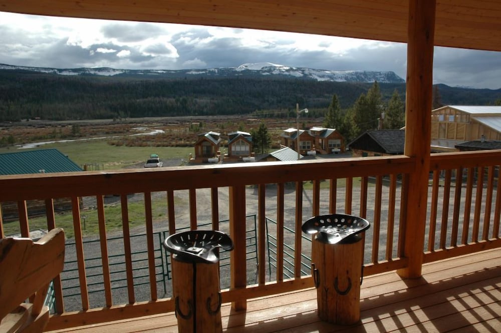 Lava Mountain Lodge - photo 66