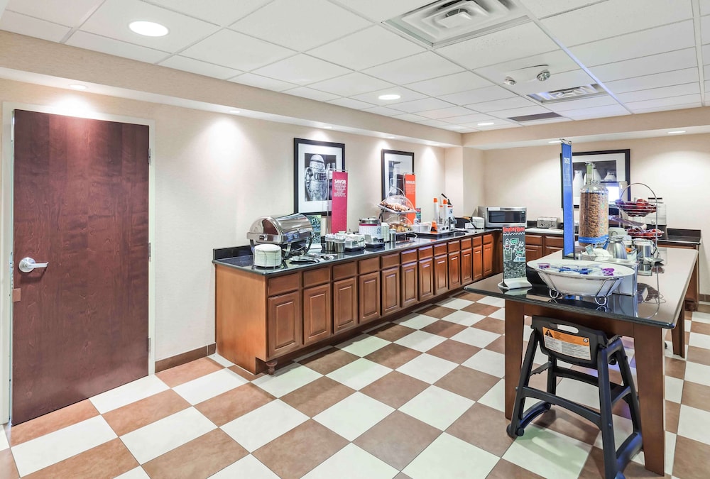 Hampton Inn & Suites Morgan City - photo 48