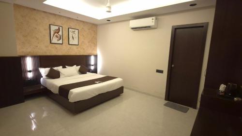 Satyam Inn - carbon neutral hotel in Ujjain