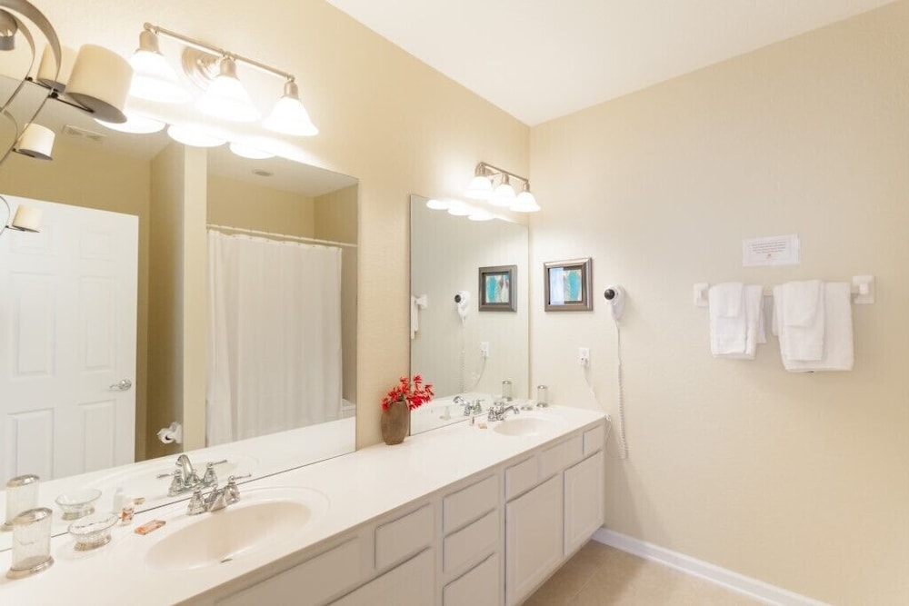 Vista Cay Resort Direct Townhomes by Millennium Management - photo 253