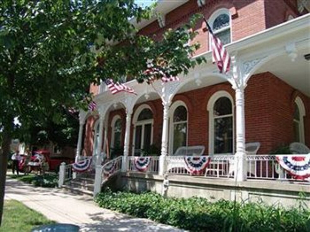 Baert Baron Mansion - photo 15