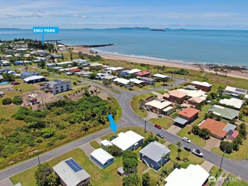 Colleen S Beach Shack — Emu Park