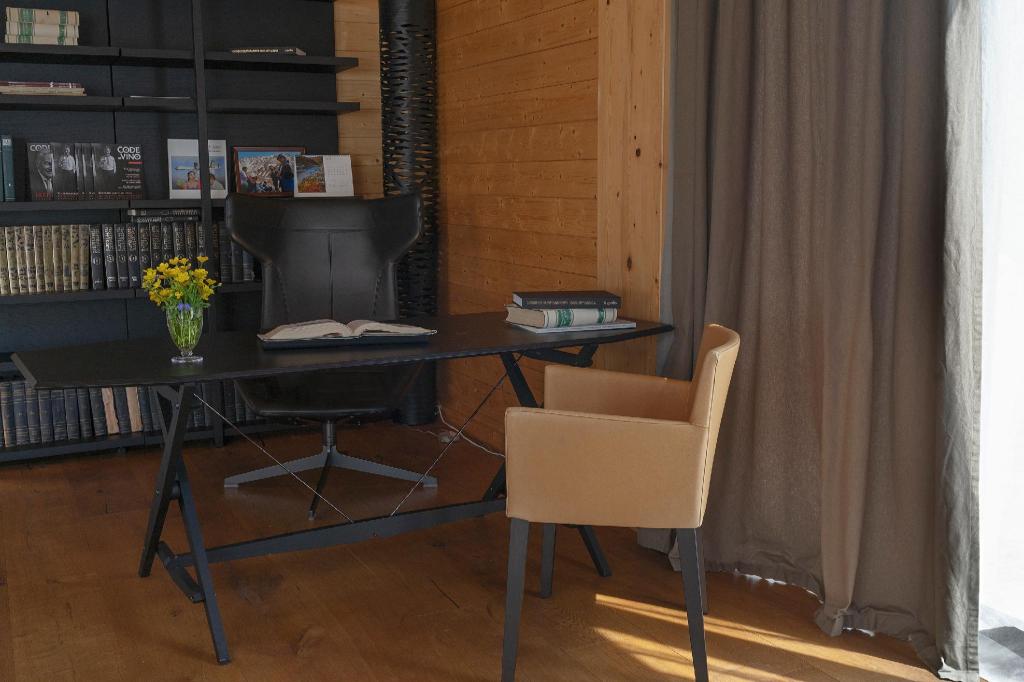 Sami Mta Chalet