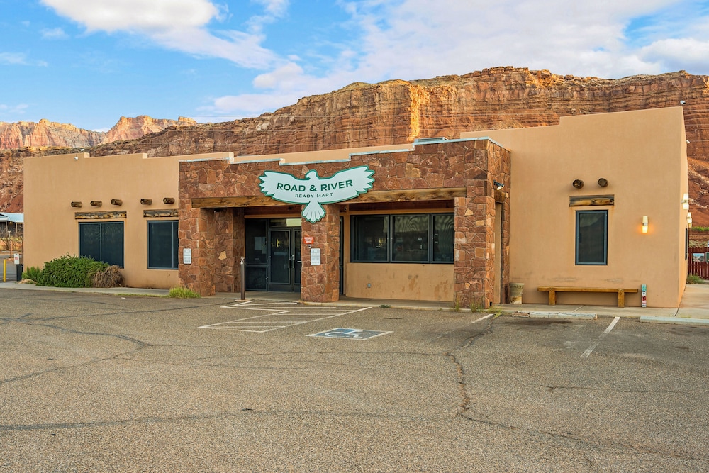 Marble Canyon Lodge - photo 100