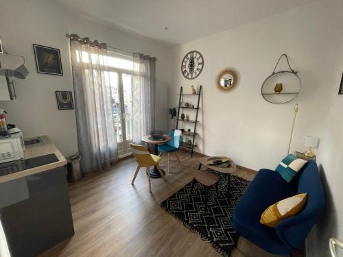 2 Quartier Historique Aux Pieds Des Falaises in Le Treport, France