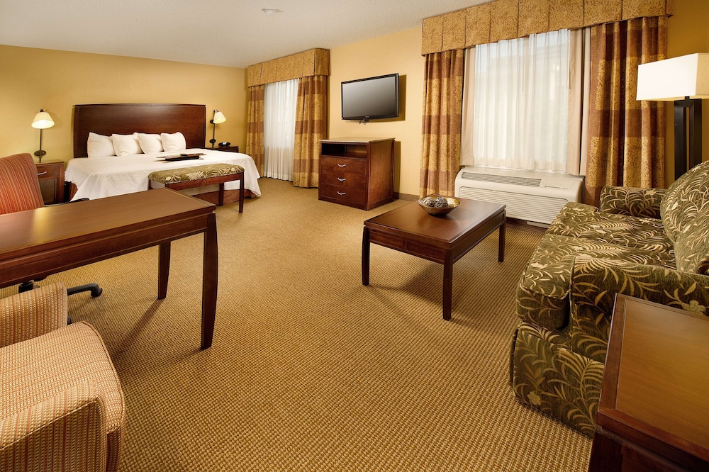 Hampton Inn & Suites San Antonio Airport - photo 7