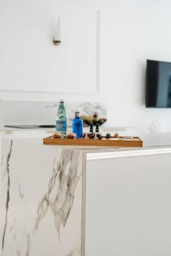 Luxury apartment in Puerto Banus La Alcazaba — 4-Star Luxury Hotel in Marbella, Spain