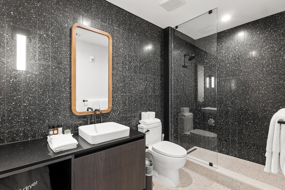 Austin Condo Hotel - photo 781