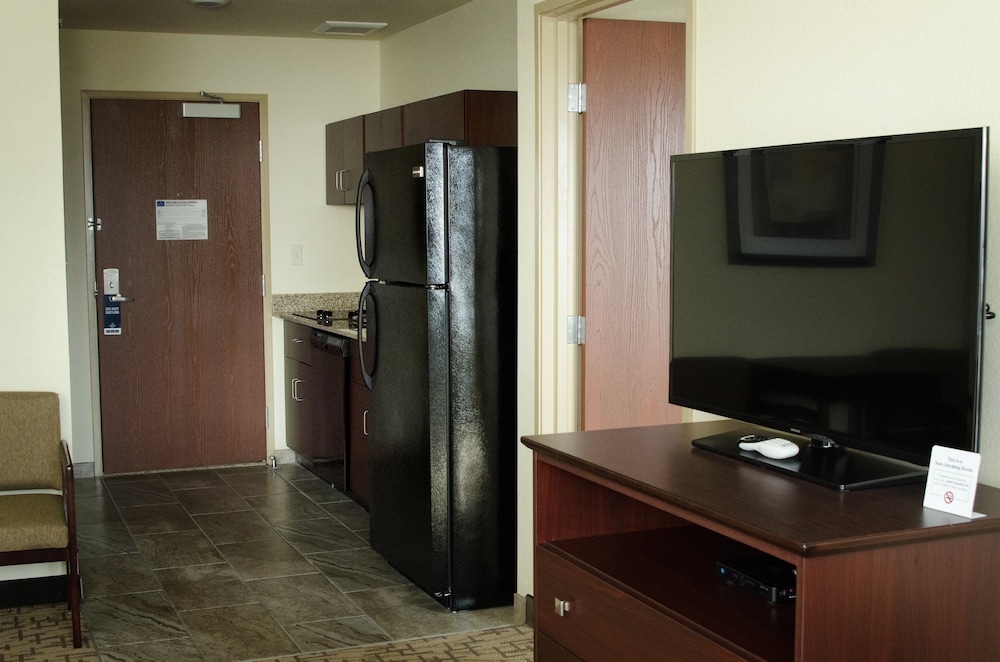Cobblestone Inn & Suites Soda Springs - photo 14