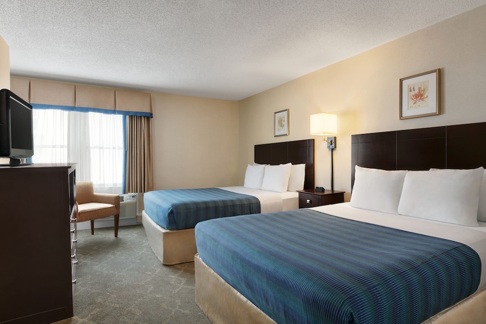 Harrison Hall Hotel - photo 28