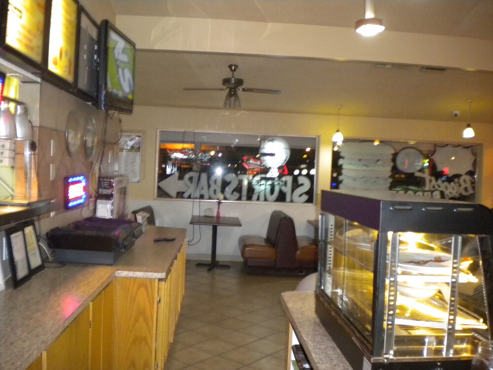 Wasco Inn Motel - photo 10