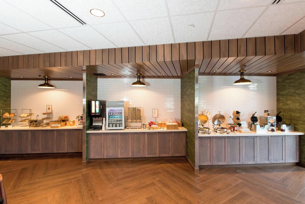 Fairfield Inn & Suites by Marriott Philadelphia Valley Forge Great Valley - photo 37