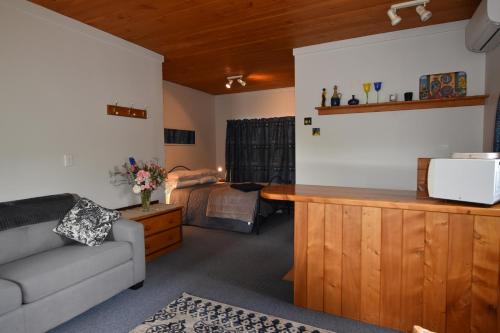 Olivista — 4-Star Luxury Hotel in Masterton, New Zealand