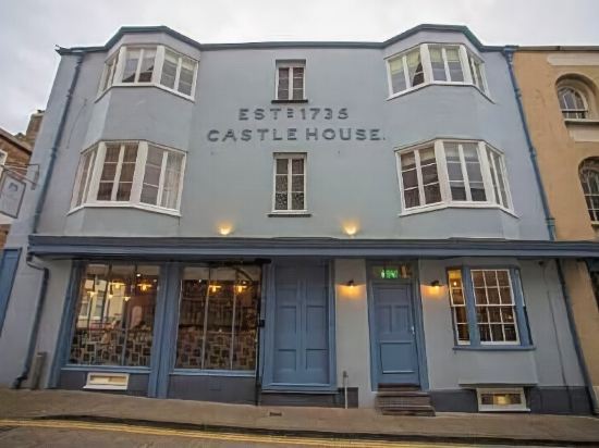 Ty Castell — Caernarfon — photo 4