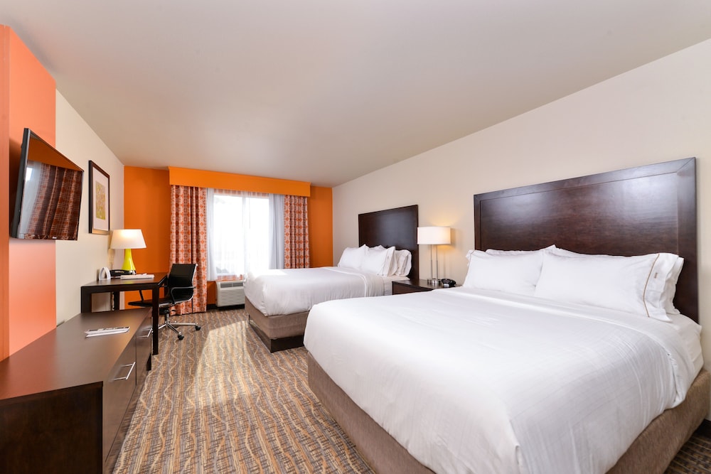 Holiday Inn Express & Suites Houston NW Tomball Area by IHG - photo 16