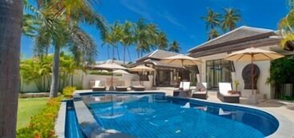 Bahari 3 Bedroom Private Pool Villas — 4-Star Luxury Hotel in Koh Samui, Thailand