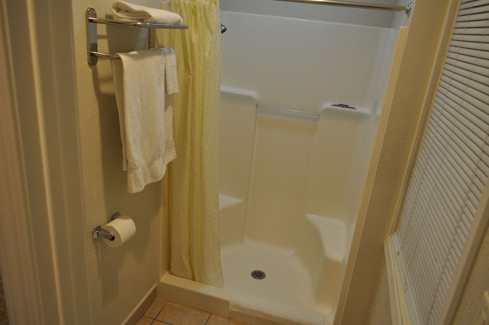 Santa Cruz Inn Riverside - photo 15