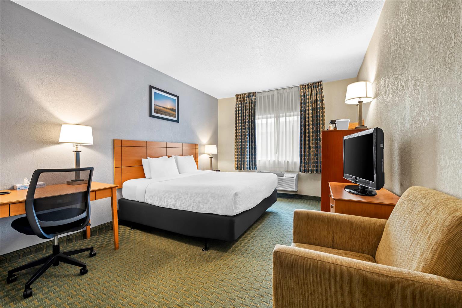Quality Inn Dubuque on Hwy 20 - carbon neutral hotel in Dubuque